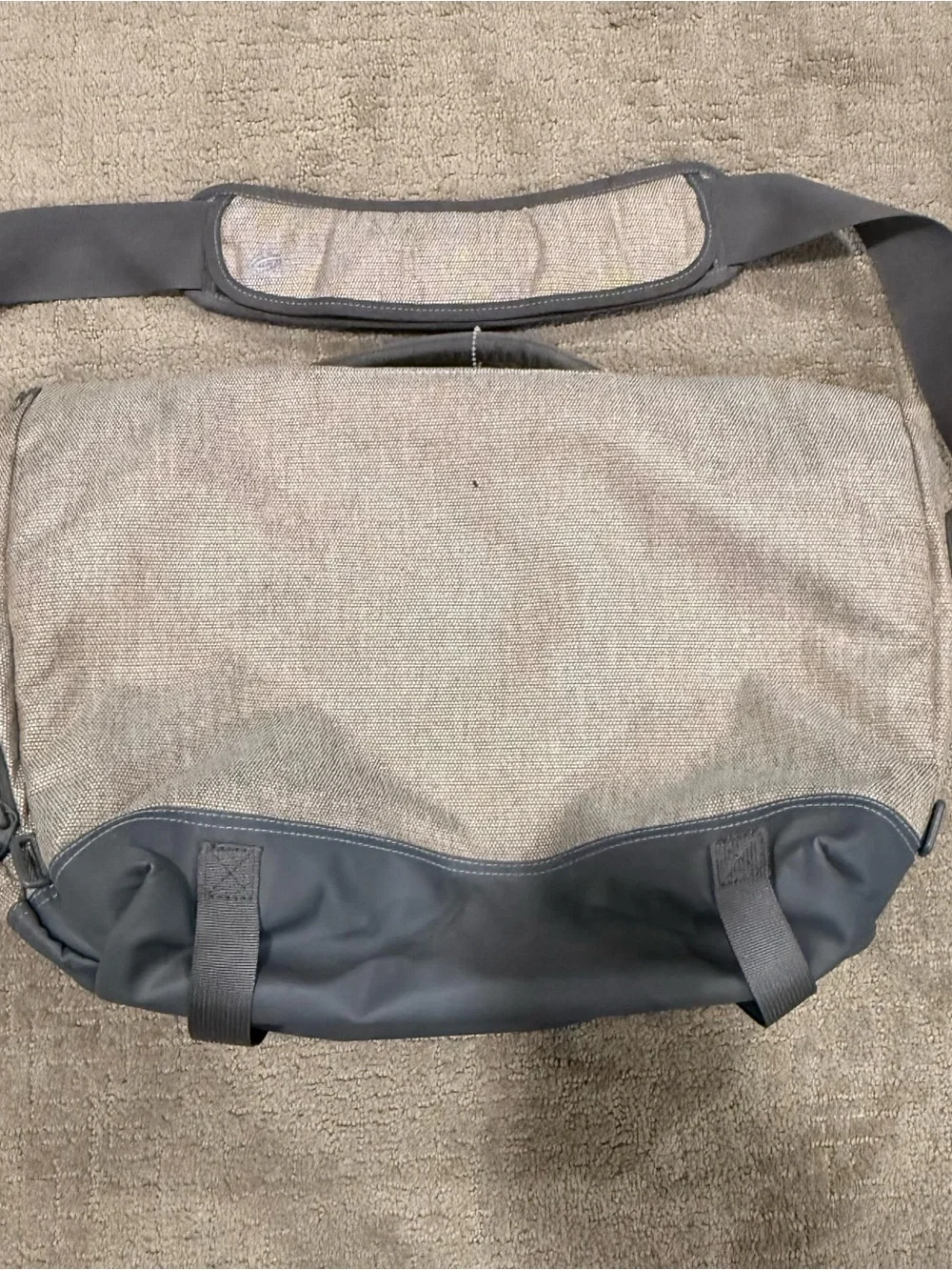 Timbuk2 Stork Messenger Bag Diaper Bag Travel Bag EUC